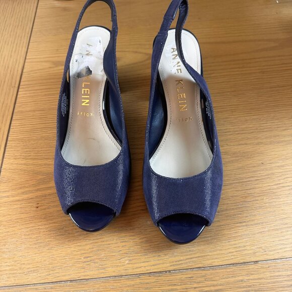 Anne Klein Size 10M Iflex Leather Upper Navy Peep Toe Slingback Heels - Picture 4 of 12